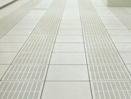 防靜通風(fēng)電地板